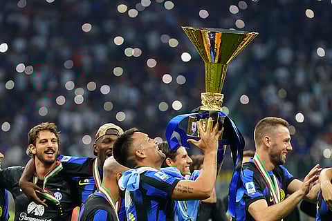 Inter Players celebrate their victory